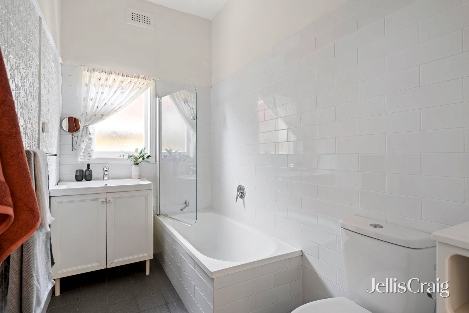 10 Gordon Street, Brunswick&nbsp;West image 7