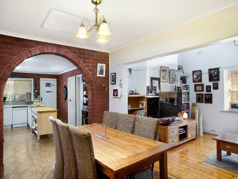 10 Gordon Street, Deepdene image 3