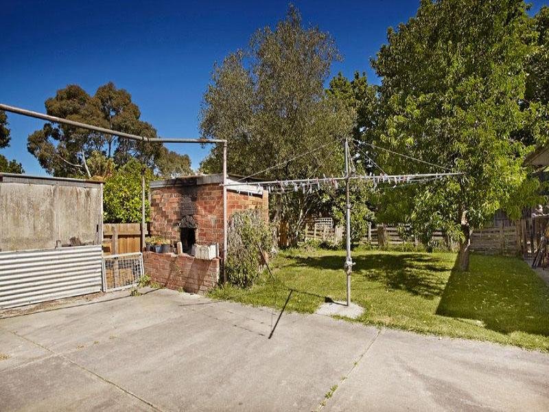 10 Gordon Street, Deepdene image 7