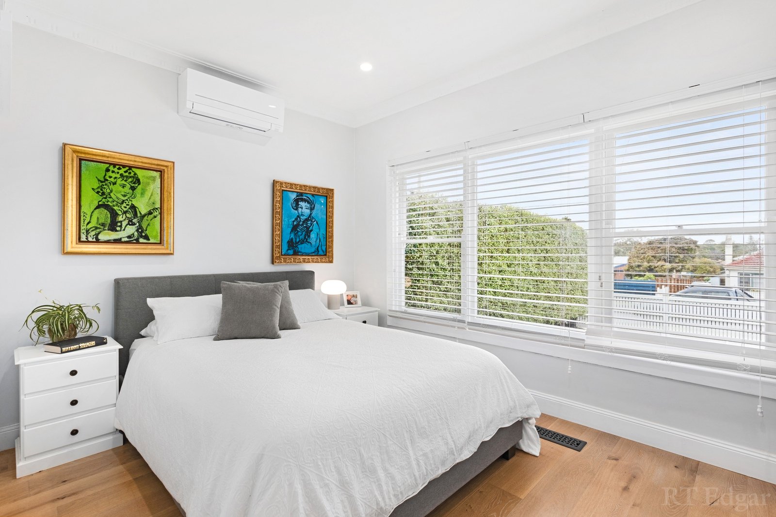 Property Gallery Thumbnail 6