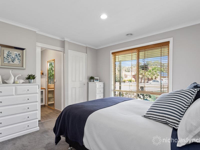 Property Gallery Thumbnail 6