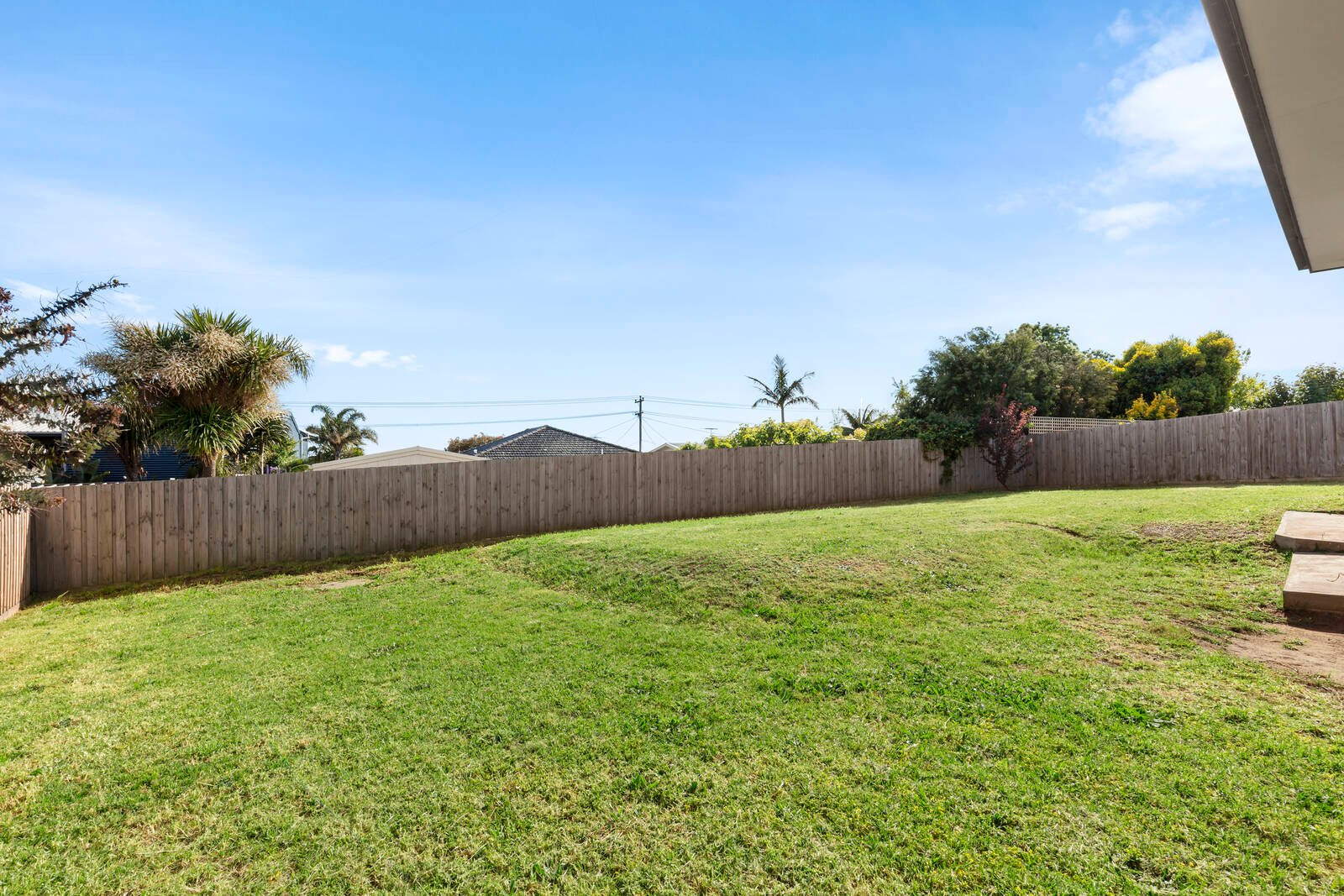 Property Gallery Thumbnail 10