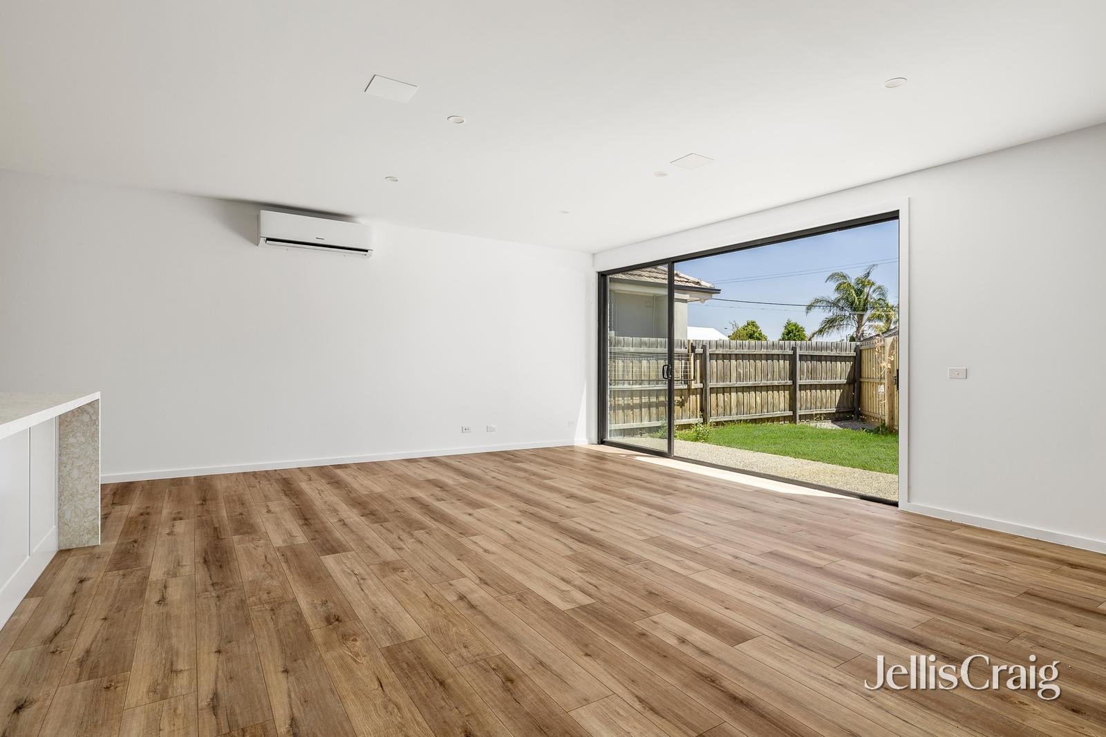 10 Harrison Lane, Kingsville image 4