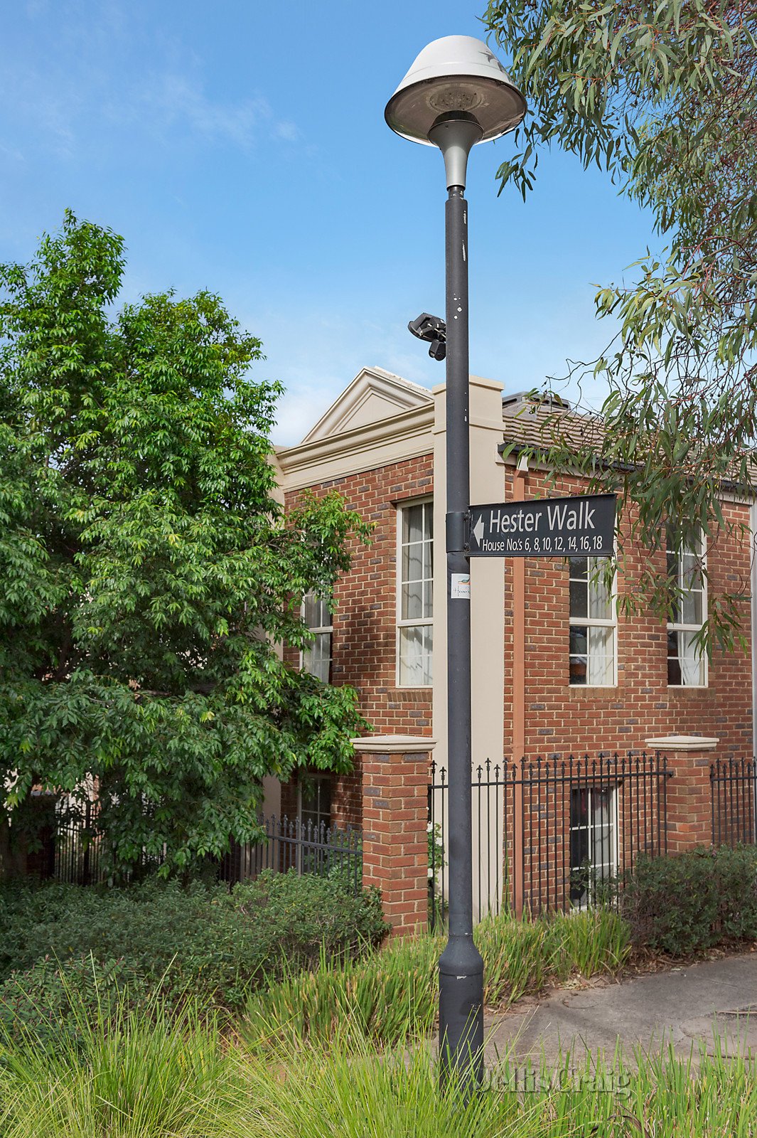 10 Hester Walk, Macleod image 1