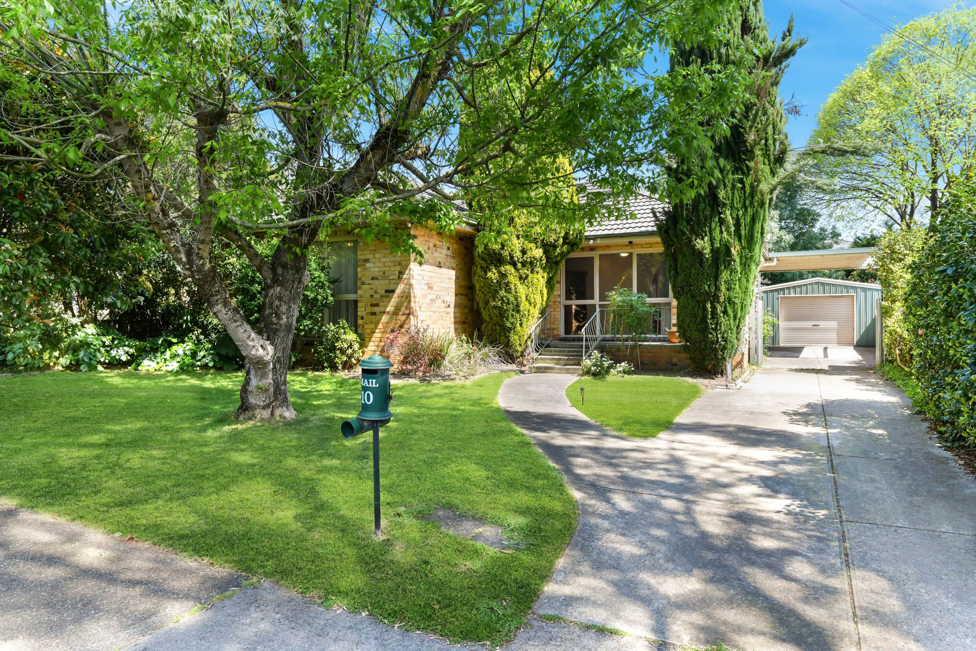 10 Highview Grove, Burwood East image 12