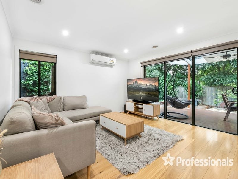 10 Hillside Close, Montrose image 3