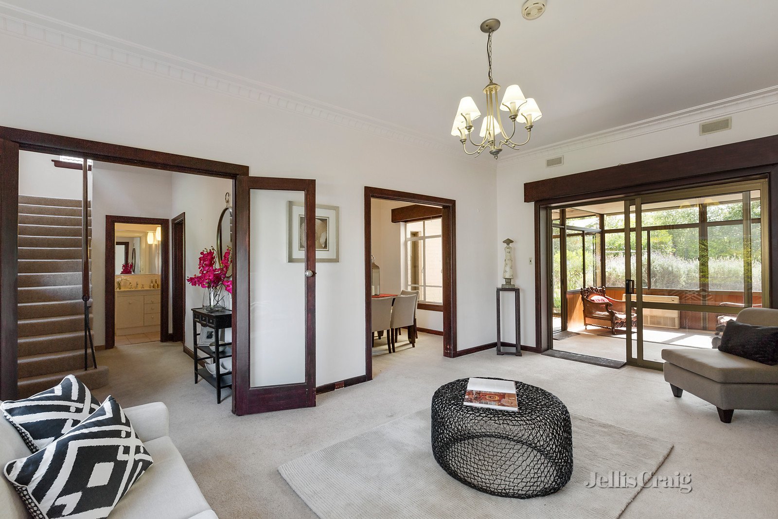 10 Hunt Street, Balwyn North image 3