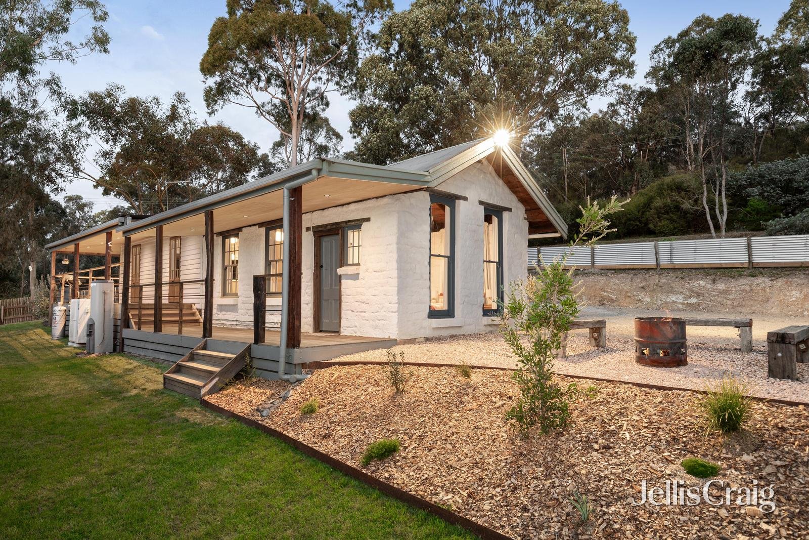 10 Hyde Street, St&nbsp;Andrews image 1