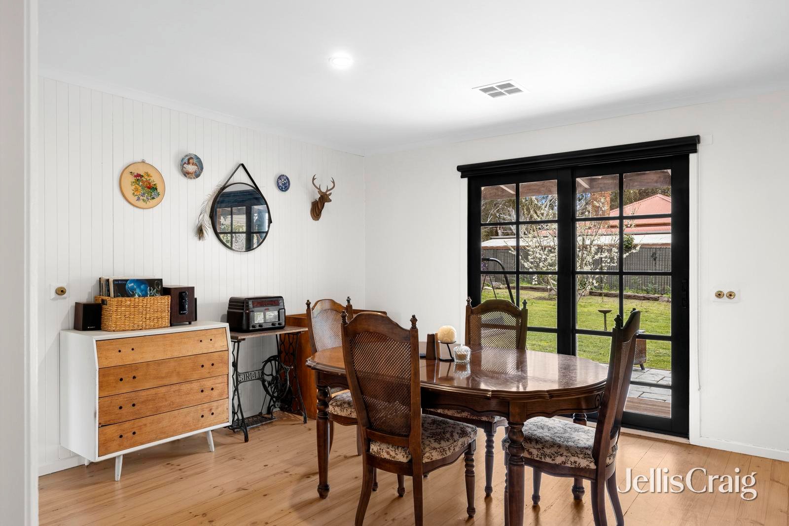 10 Ida Crescent, Romsey image 7