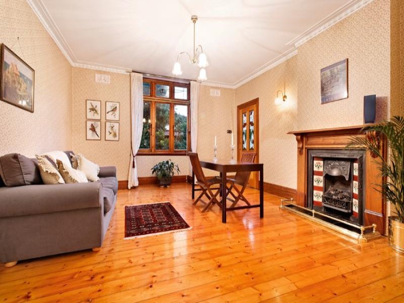 10 Iramoo Street, Balwyn image 4