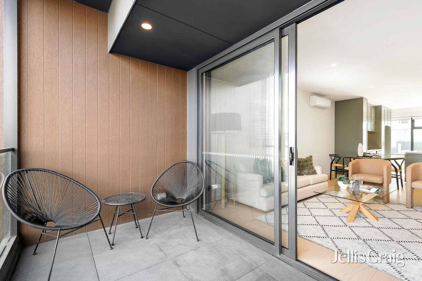 10 Jasmine Circuit, Glen&nbsp;Waverley image 9