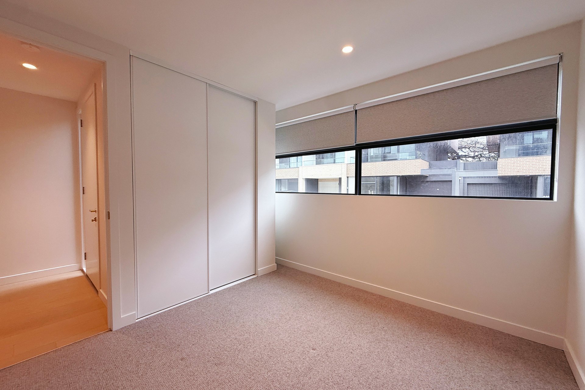 10 Jasmine Circuit, Glen&nbsp;Waverley image 4