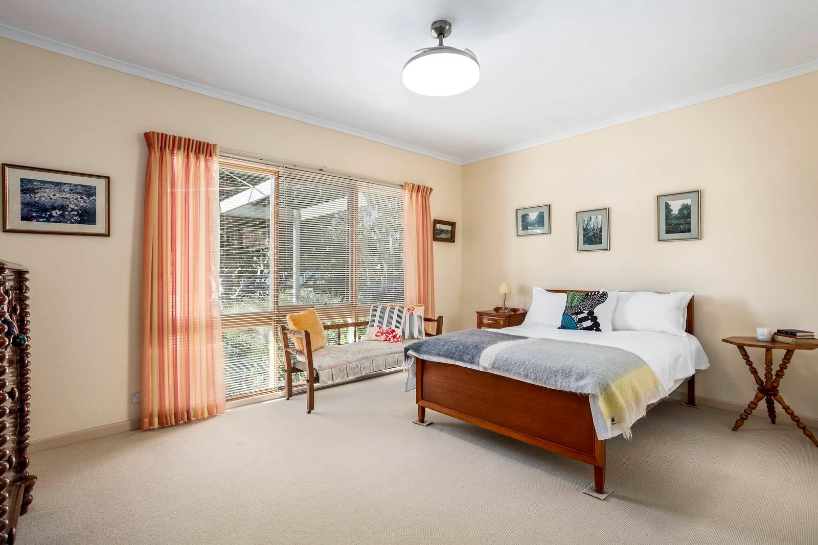 Property Gallery Thumbnail 7