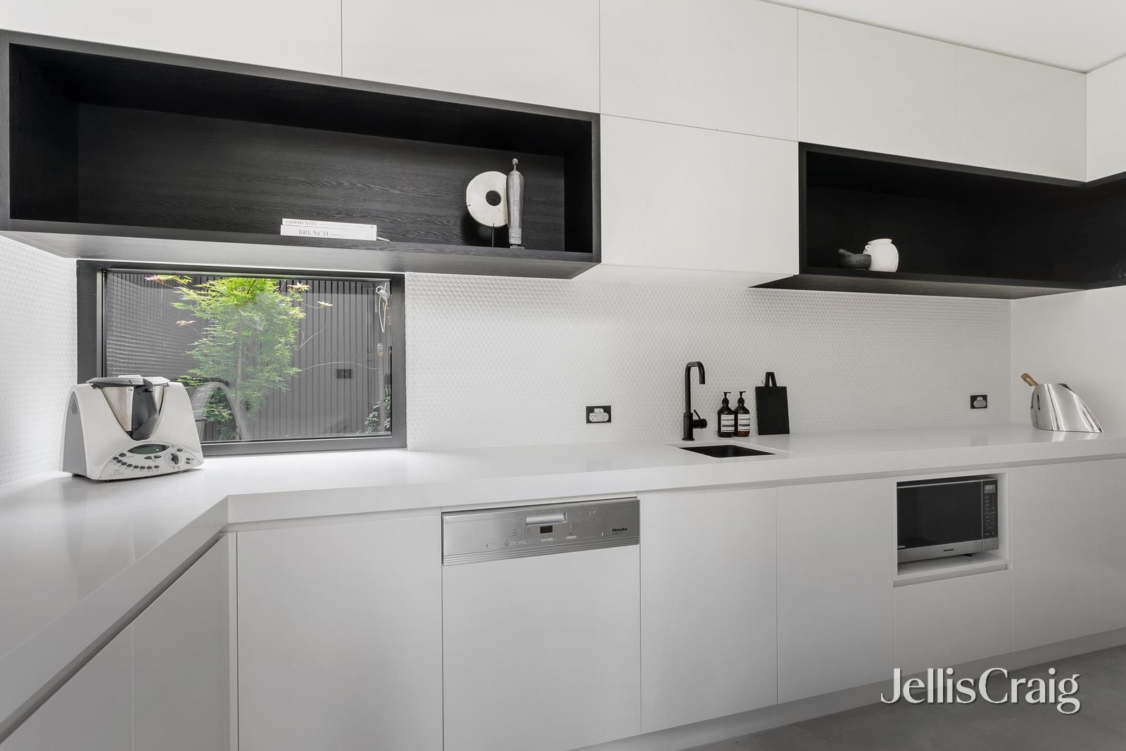 10 Jordan Street, Malvern image 5