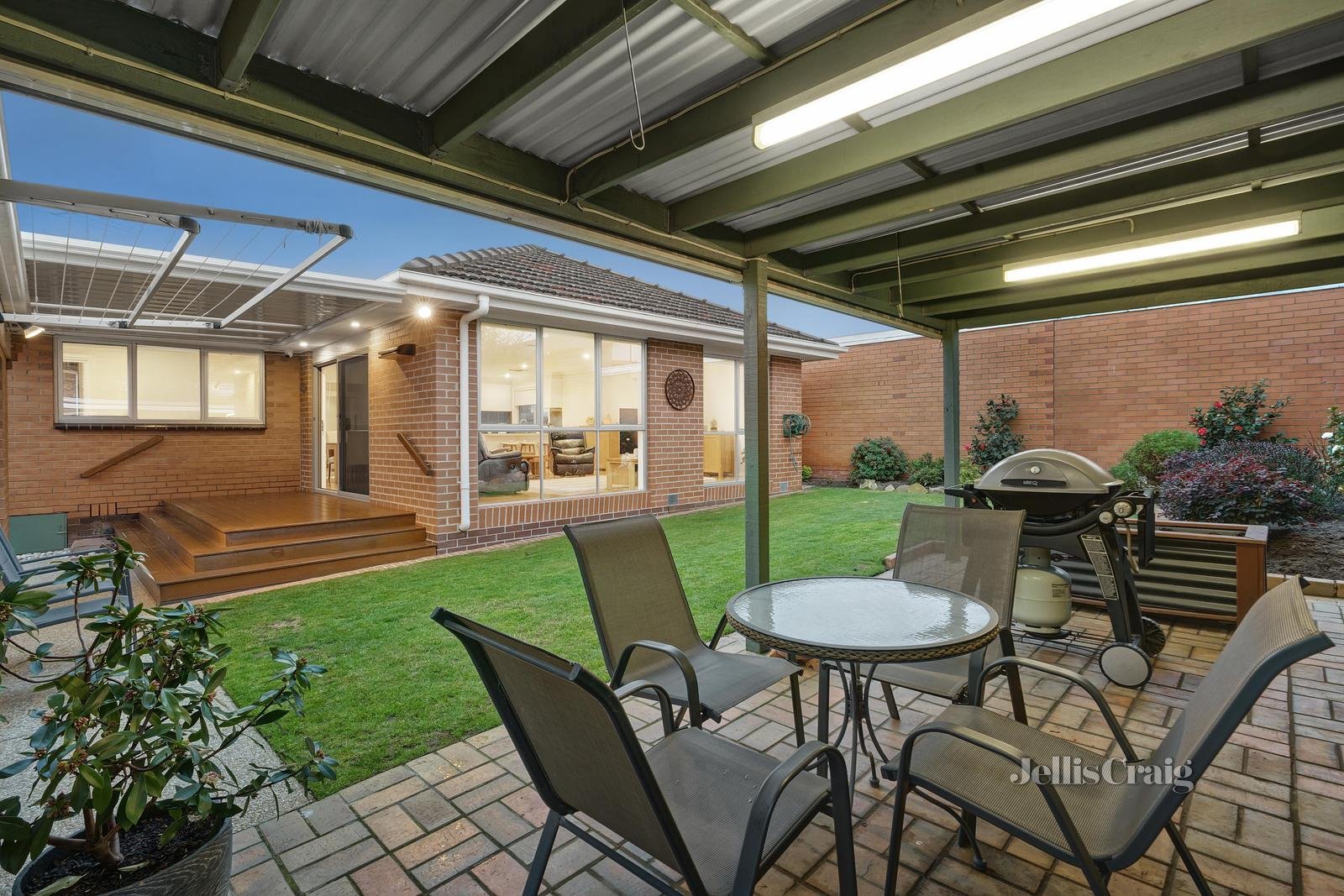 10 Kenjulie Drive, Bentleigh East image 11