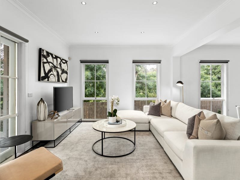 Property Gallery Thumbnail 3
