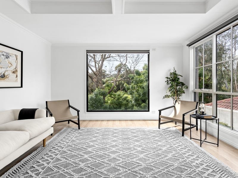 Property Gallery Thumbnail 9
