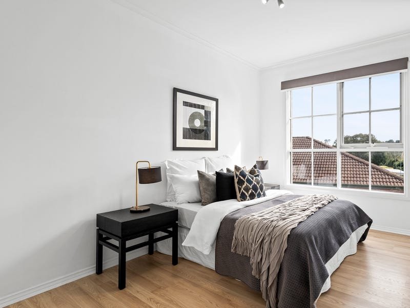 Property Gallery Thumbnail 12