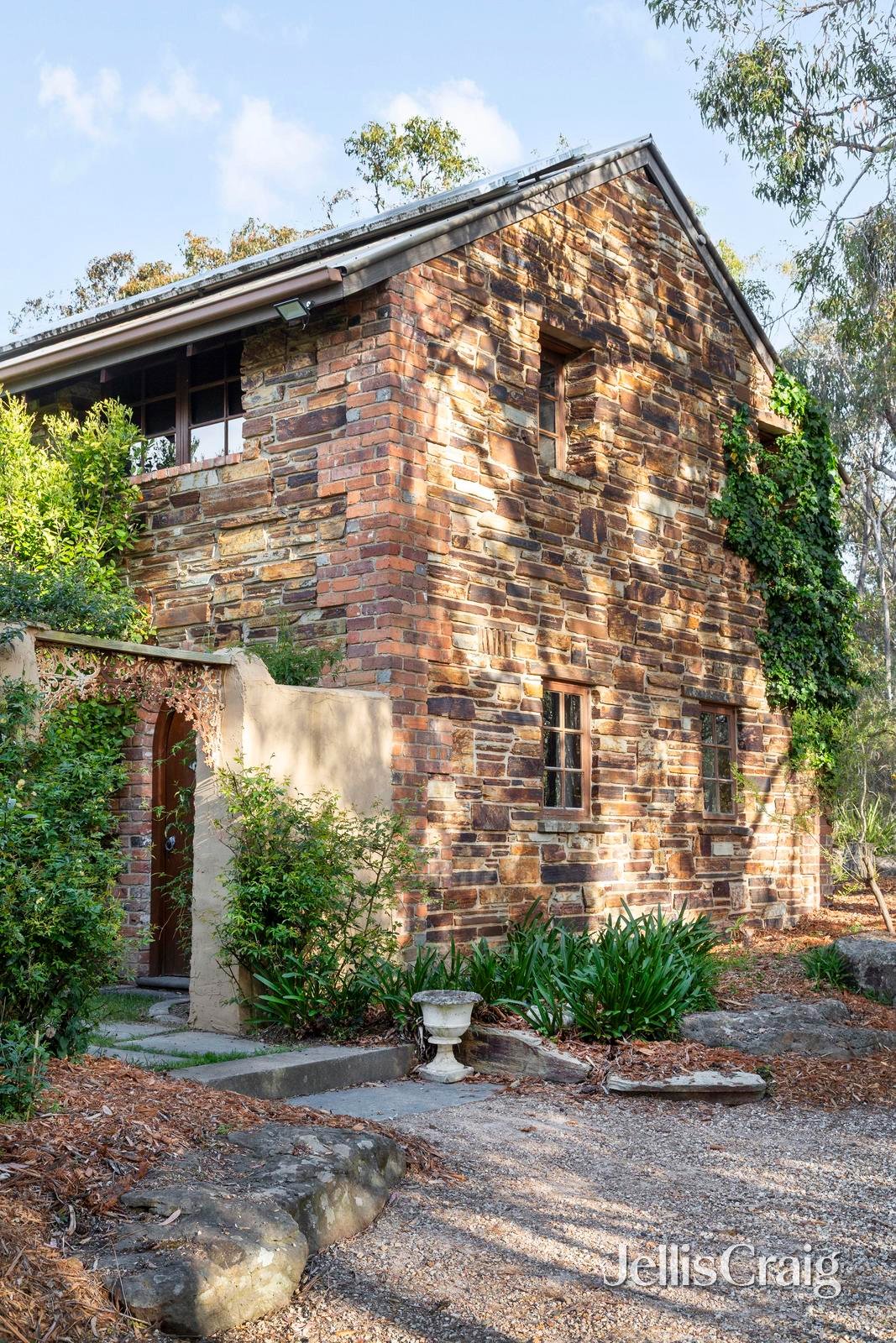 10 Kerrs Road, St Andrews image 2