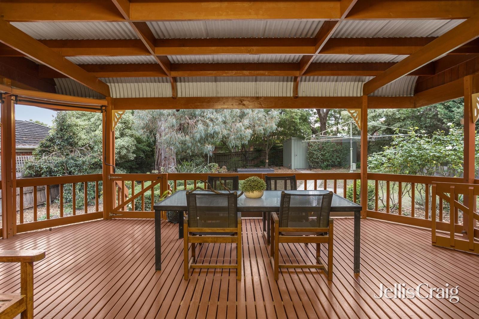 10 Kinkora Road, Blackburn image 10