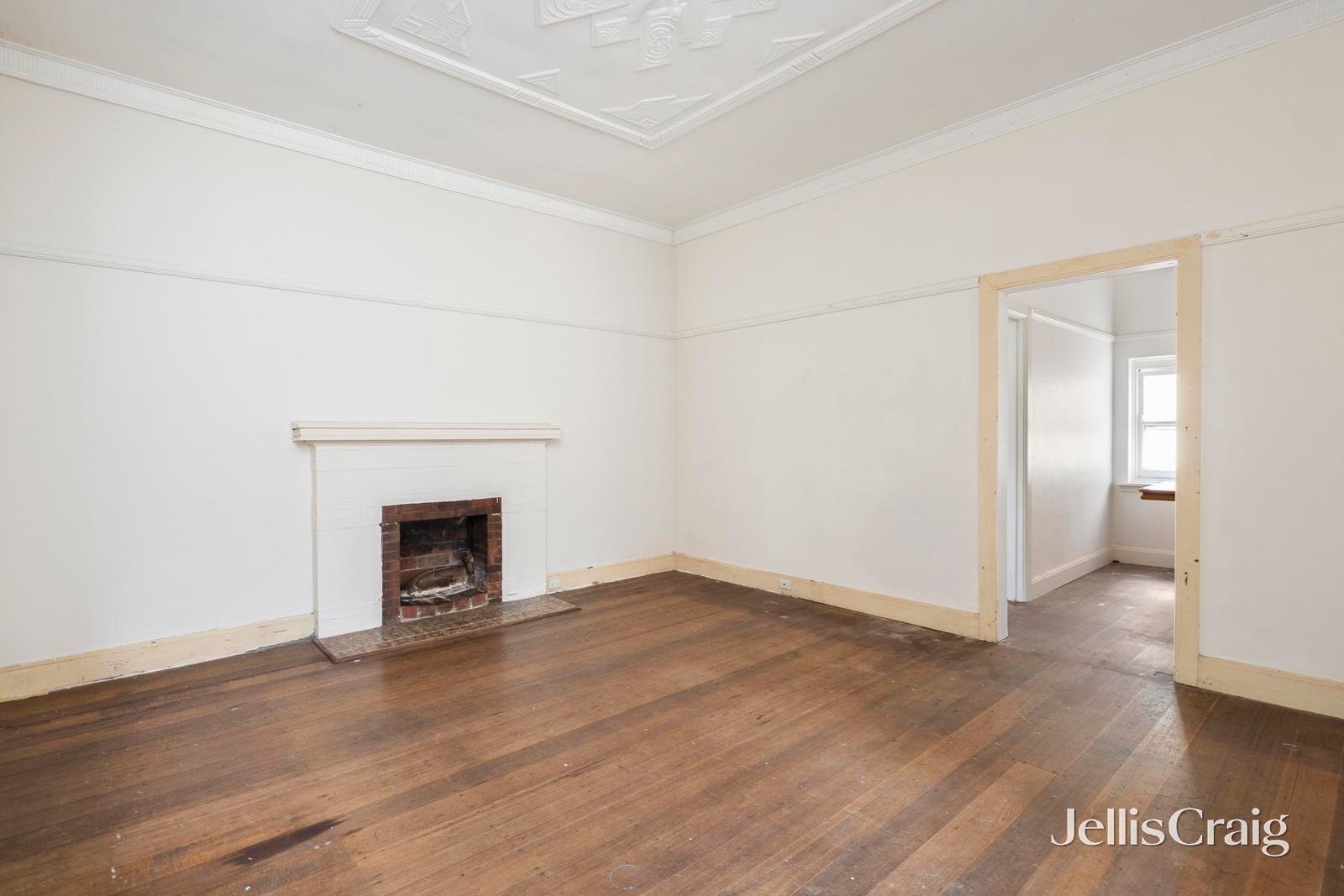 10 Kintore Street, Camberwell image 5