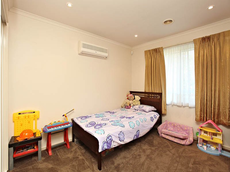 10 Kyra Close, Lilydale image 8