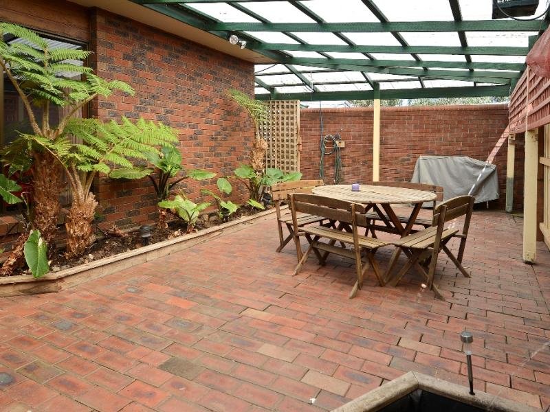 10 Lancaster Avenue, Newcomb image 8