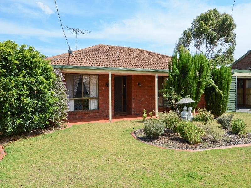 10 Lancaster Avenue, Newcomb image 10