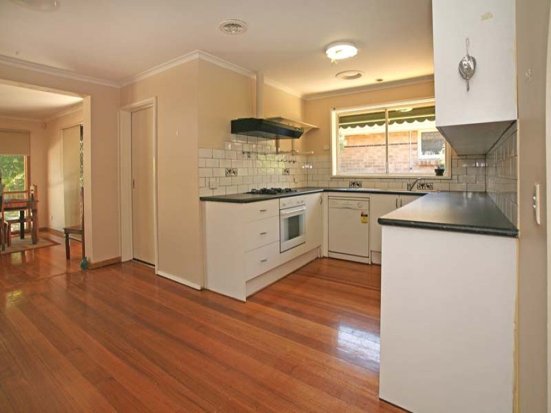 10 Lantana Street, Blackburn North image 3