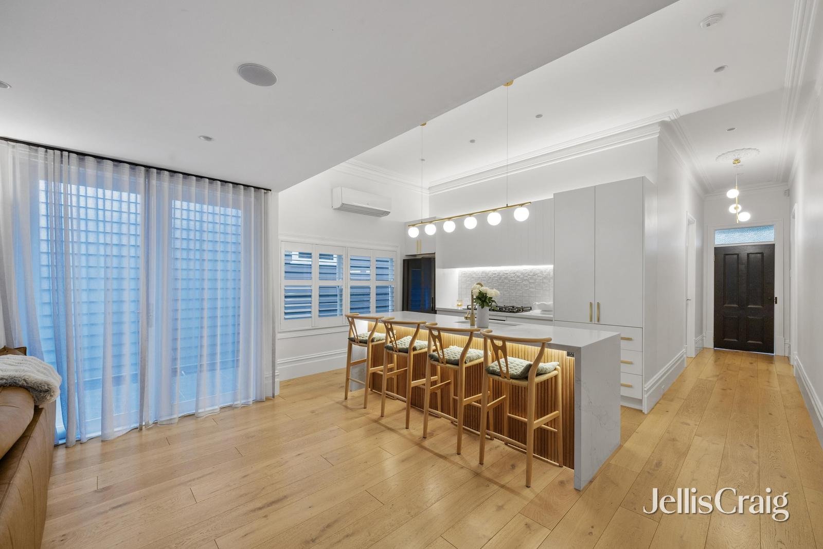 10 Latrobe Street, Newport image 3