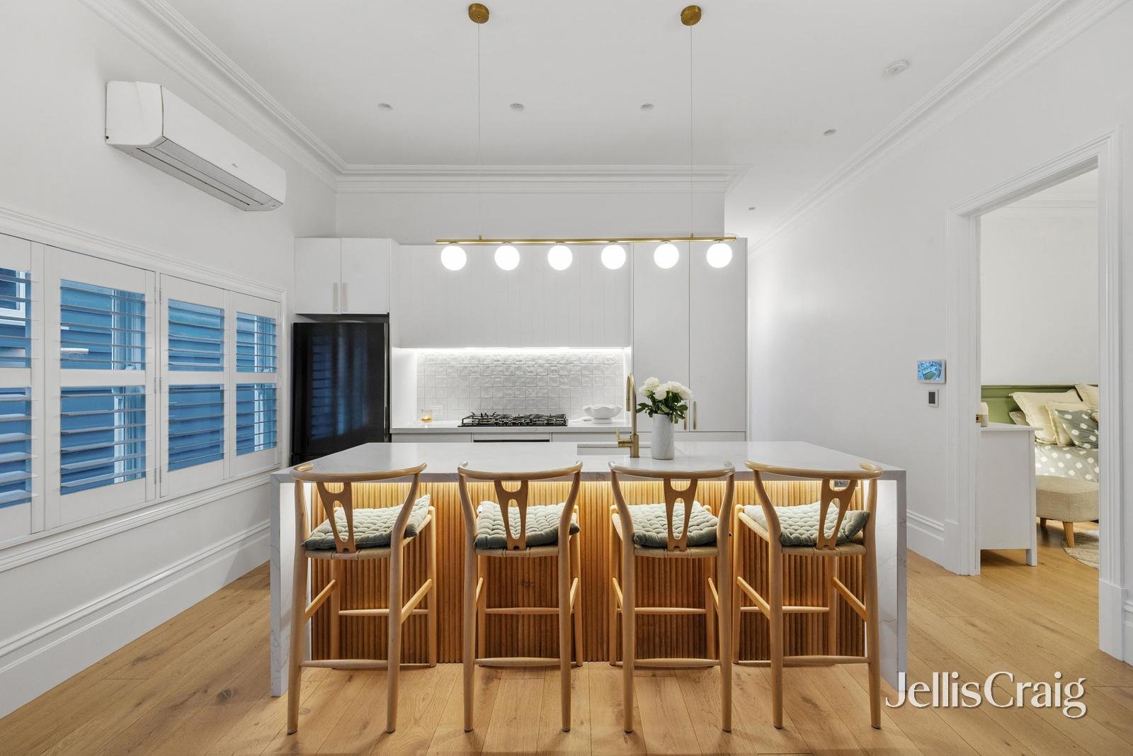 10 Latrobe Street, Newport image 4