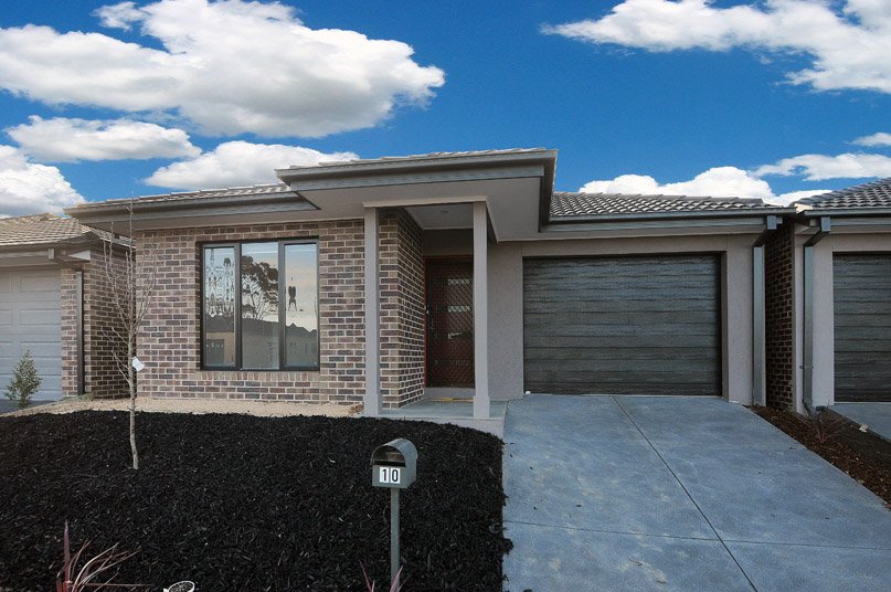 10 Lavender Road, Officer image 12