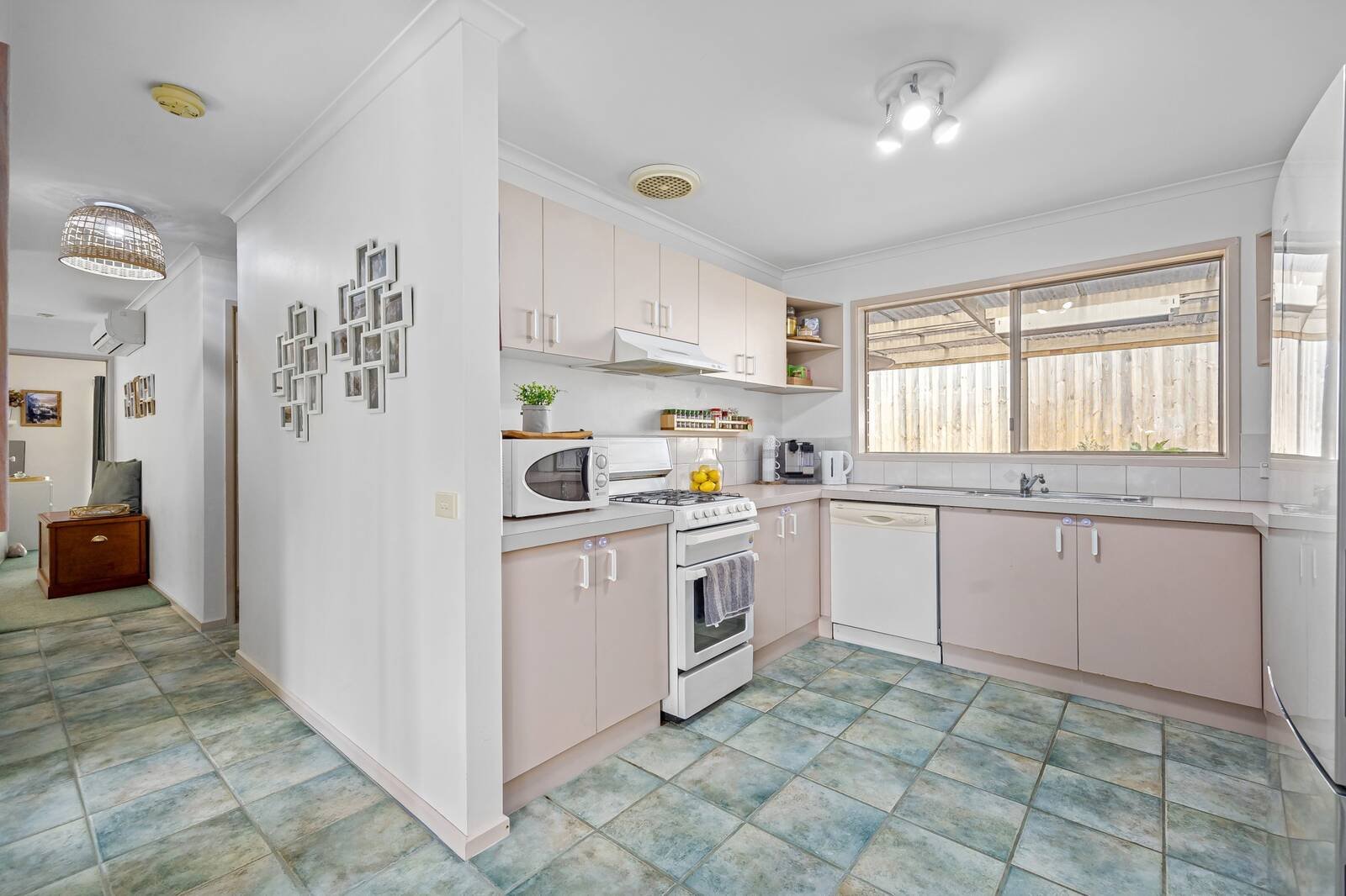 Property Gallery Thumbnail 5