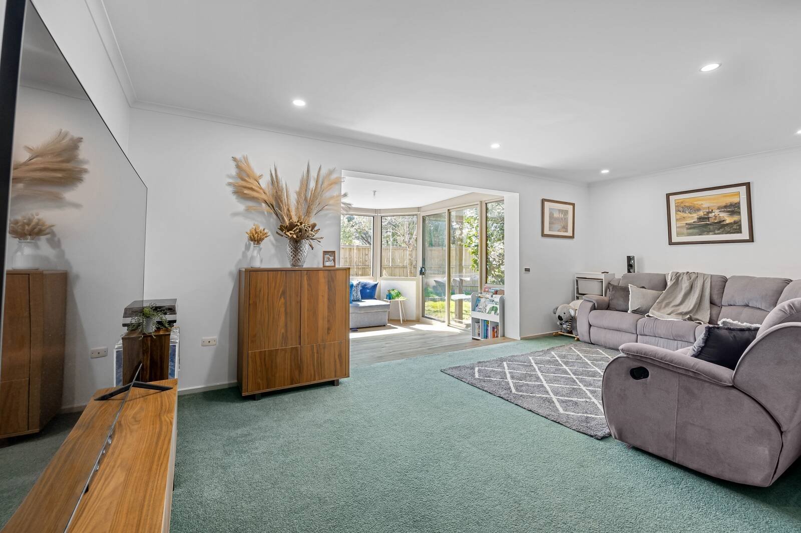 Property Gallery Thumbnail 7