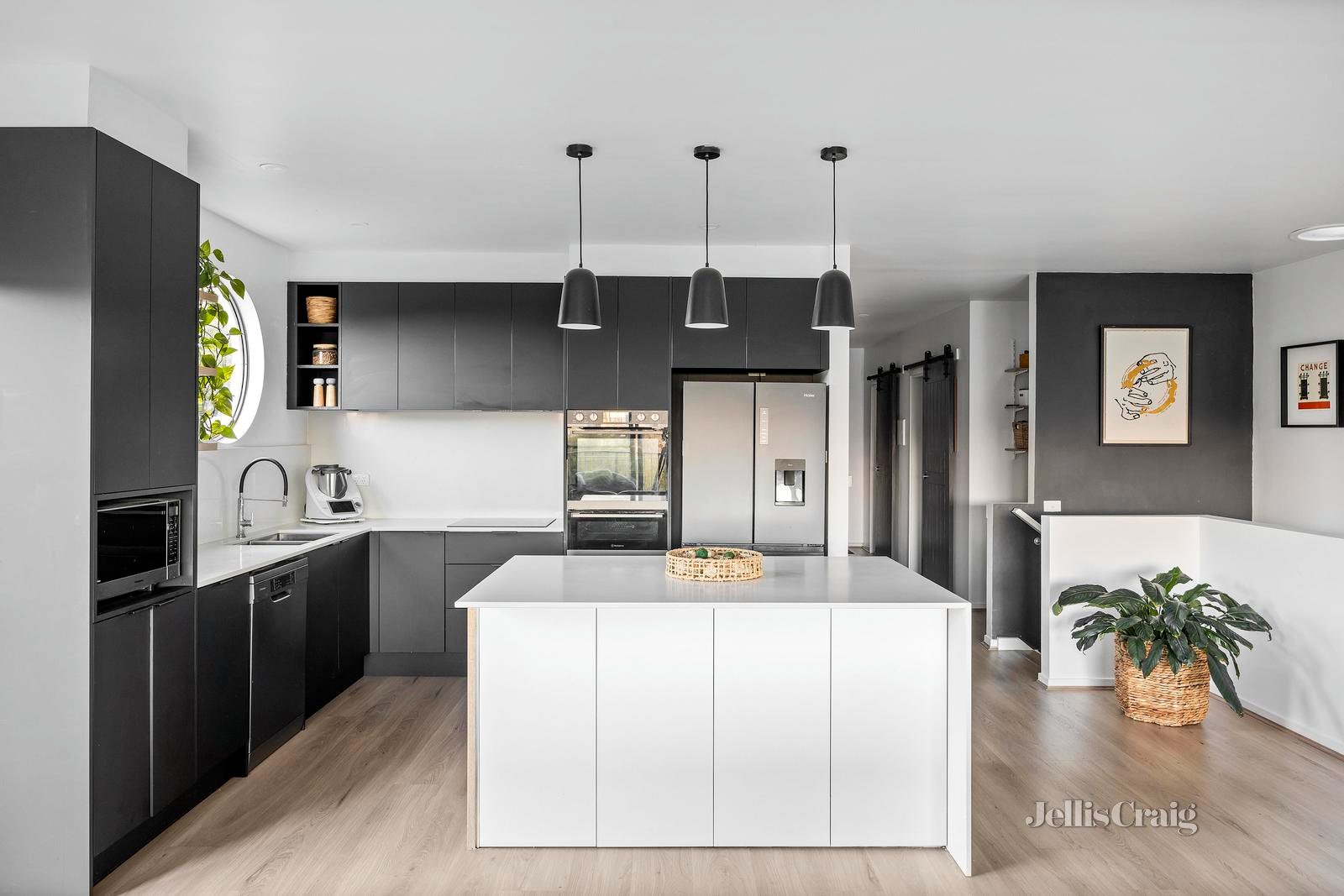 10 Levien Lane, Footscray image 3