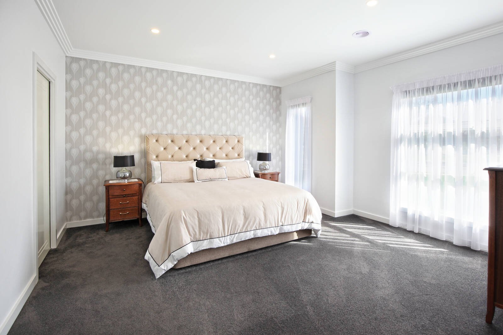 Property Gallery Thumbnail 7