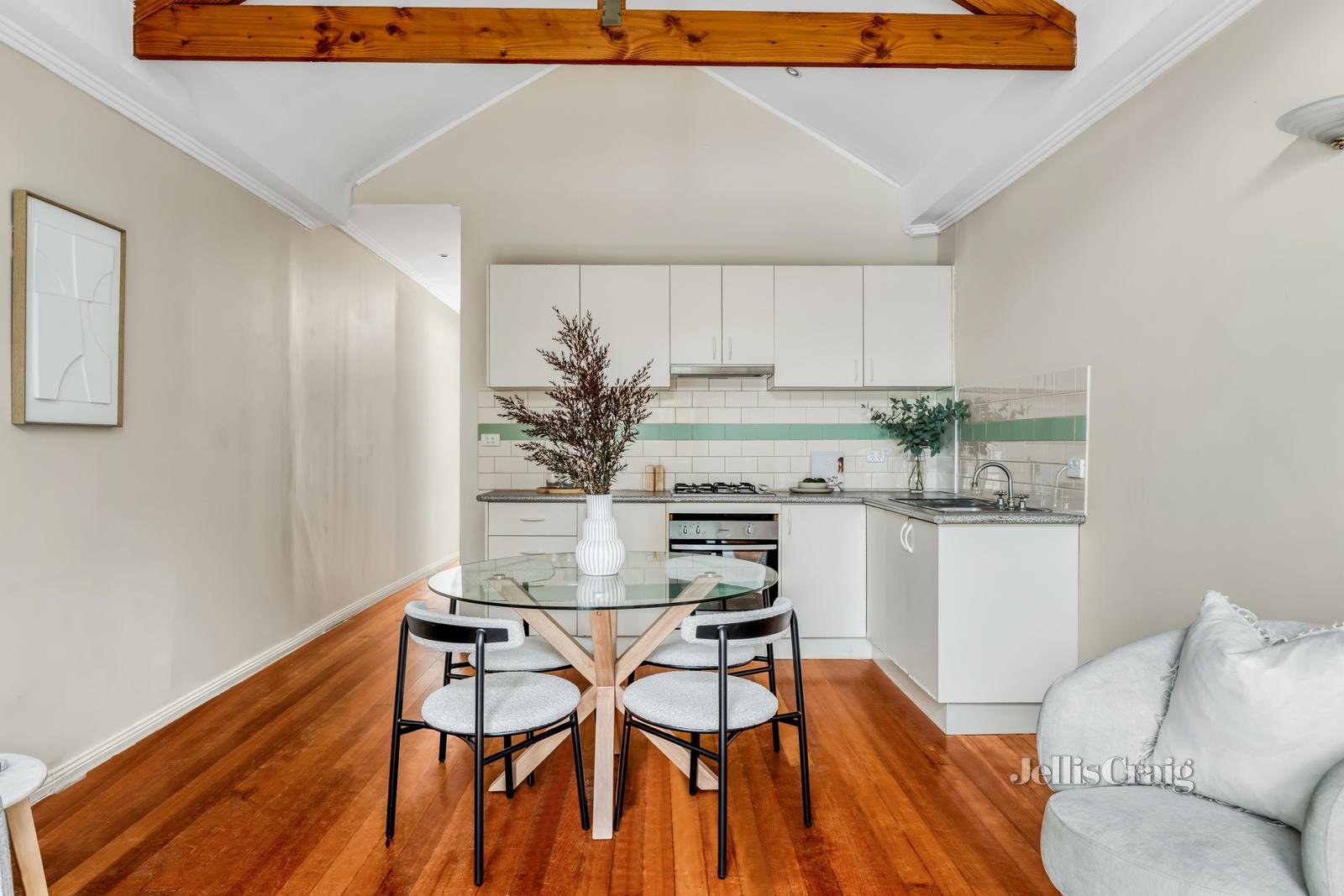 10 Lillian Street, Brunswick image 8