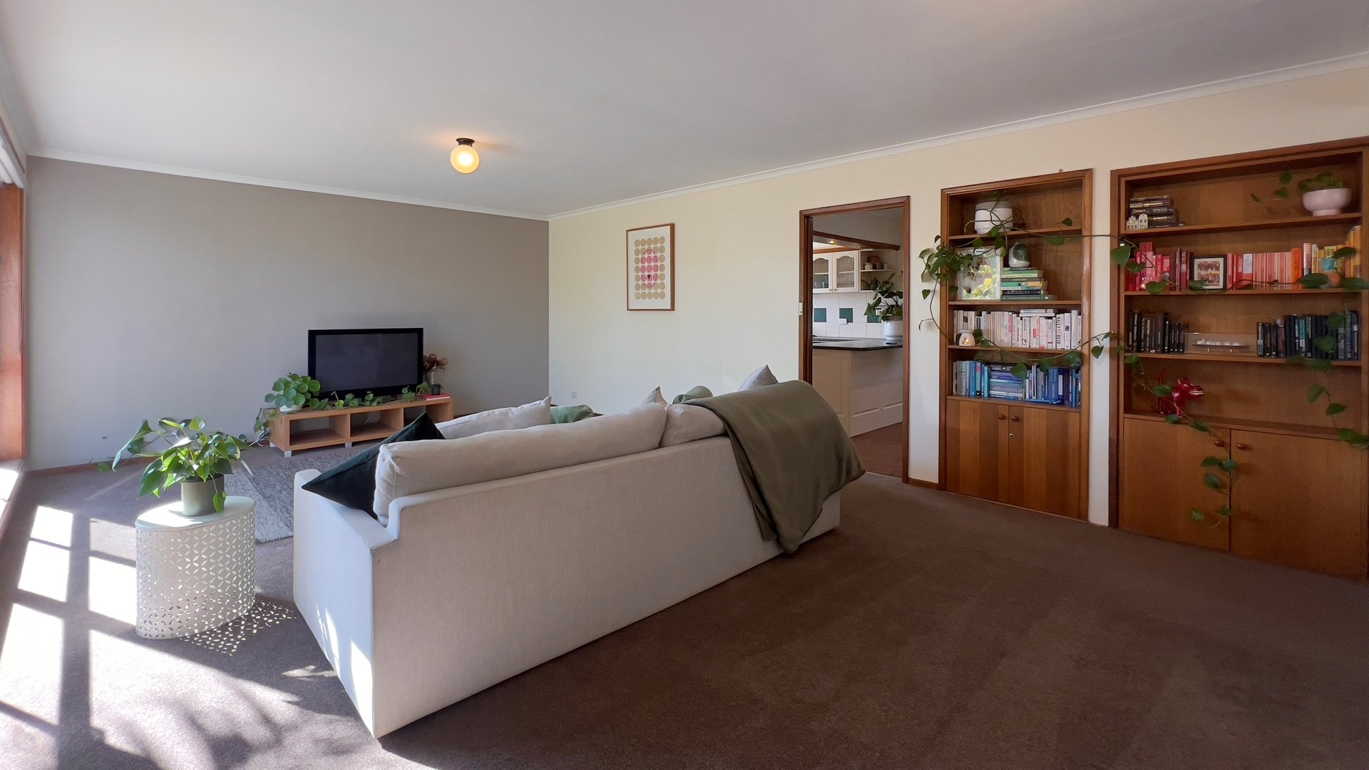 Property Gallery Thumbnail 4