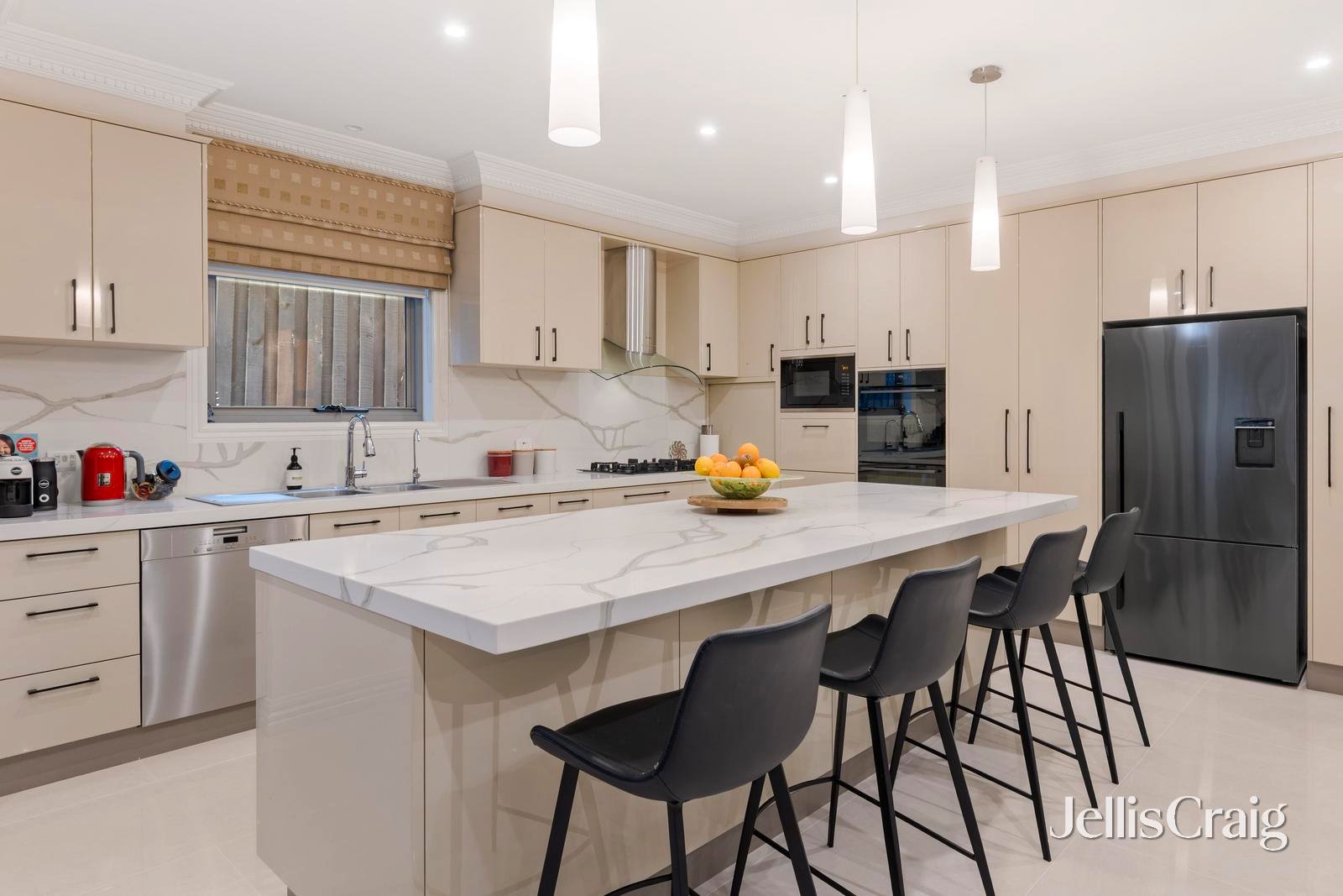 10 Lonsdale Street, Bulleen image 4