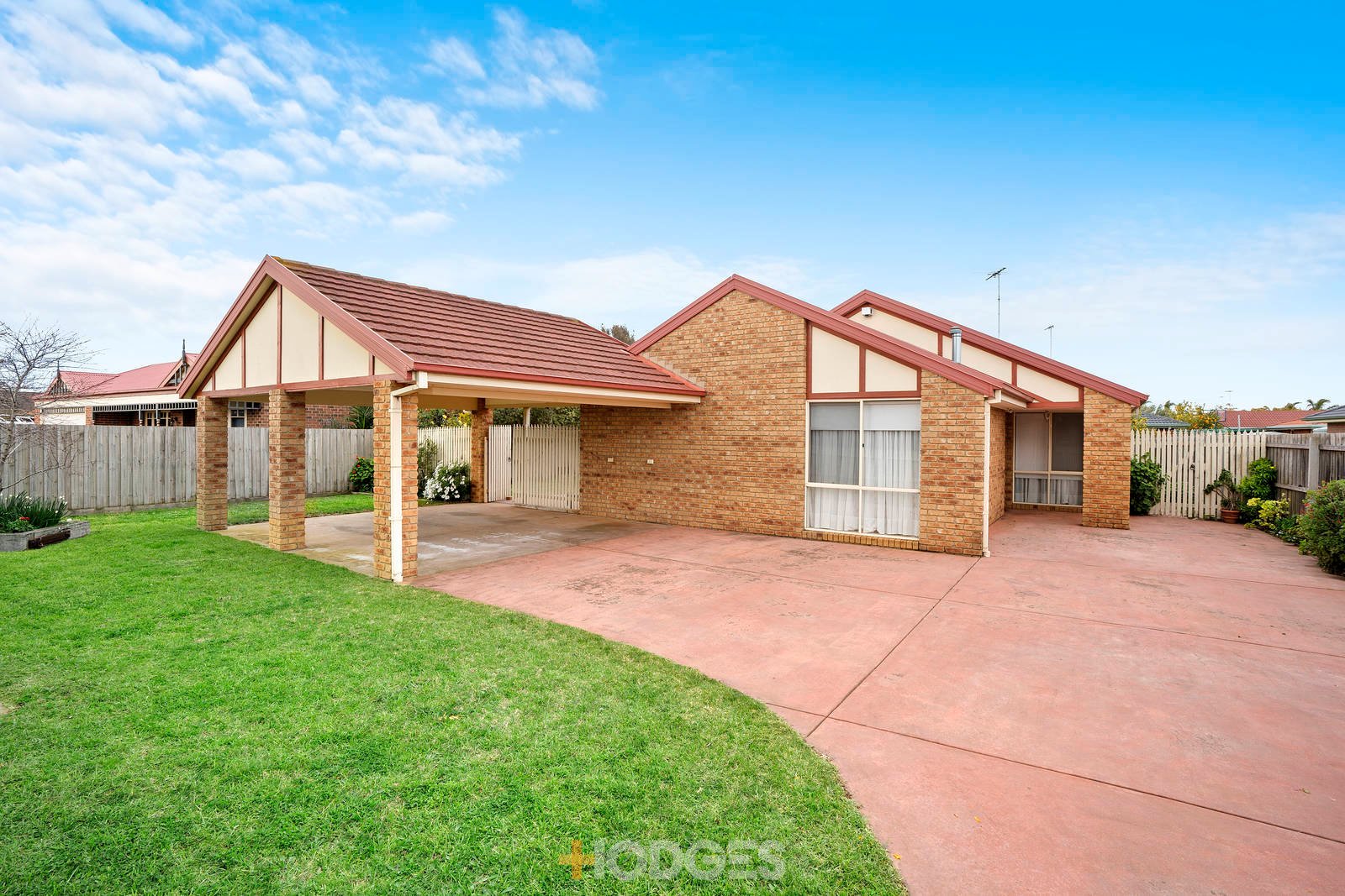 10 Loretta Close, Lara image 1