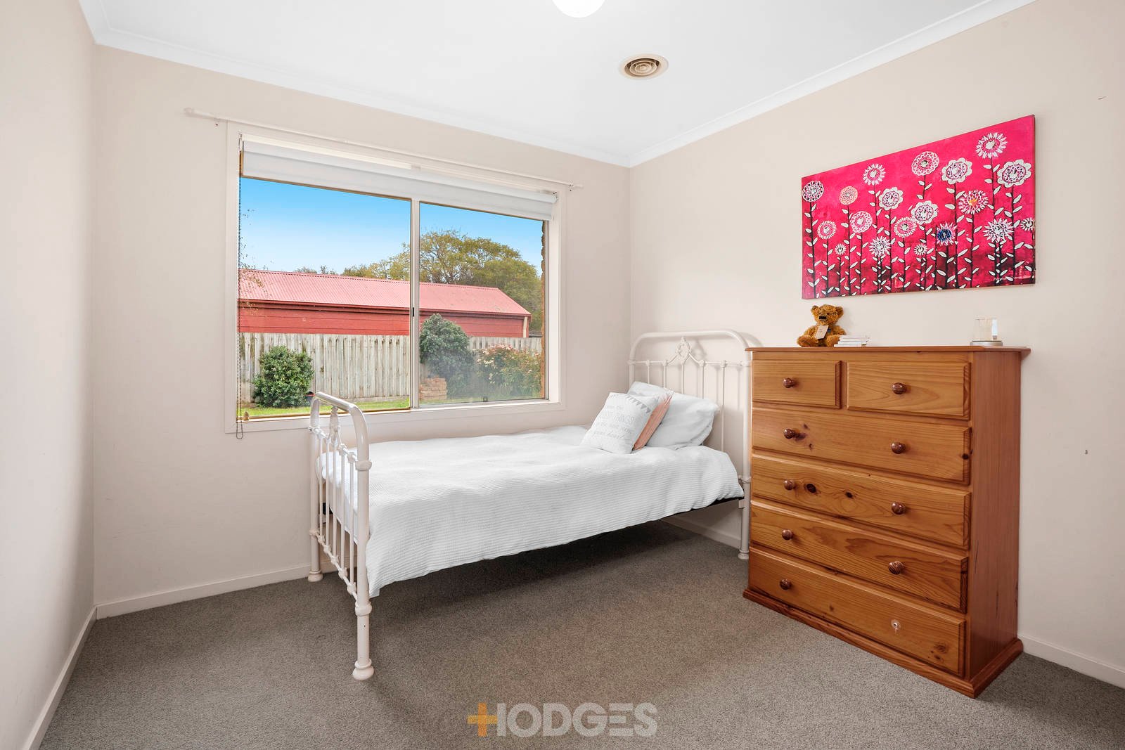 10 Loretta Close, Lara image 9