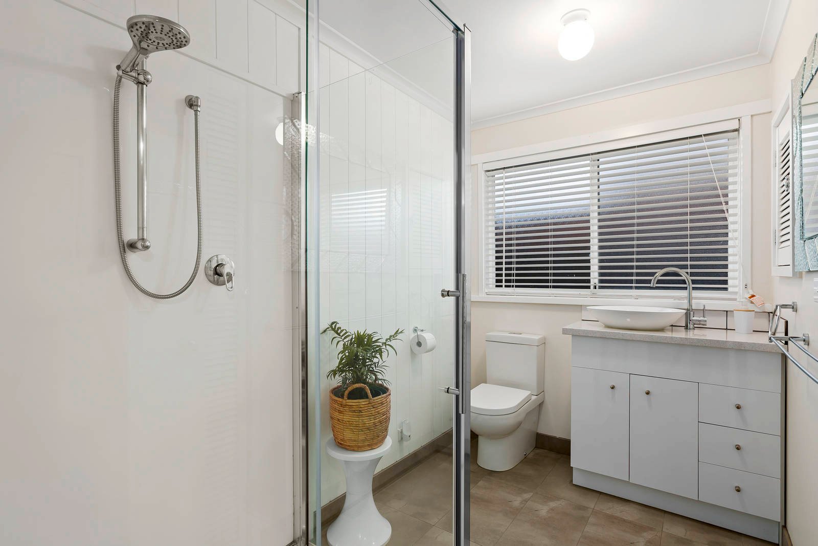 Property Gallery Thumbnail 7