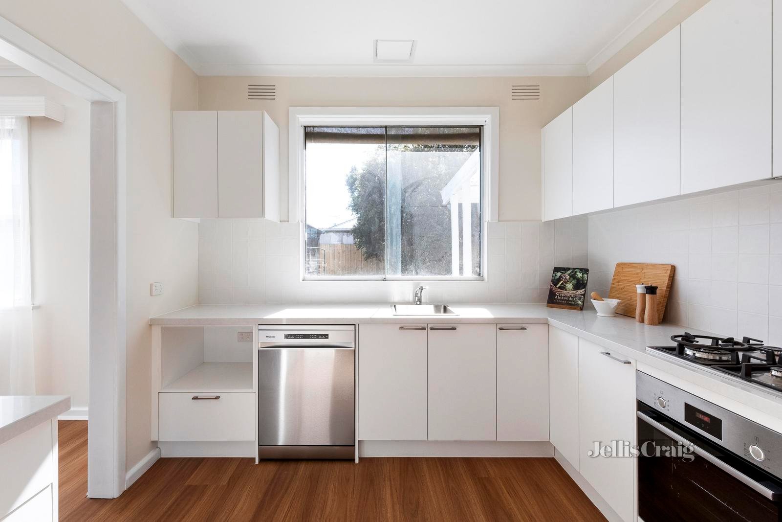 10 Luke Street, Reservoir image 4