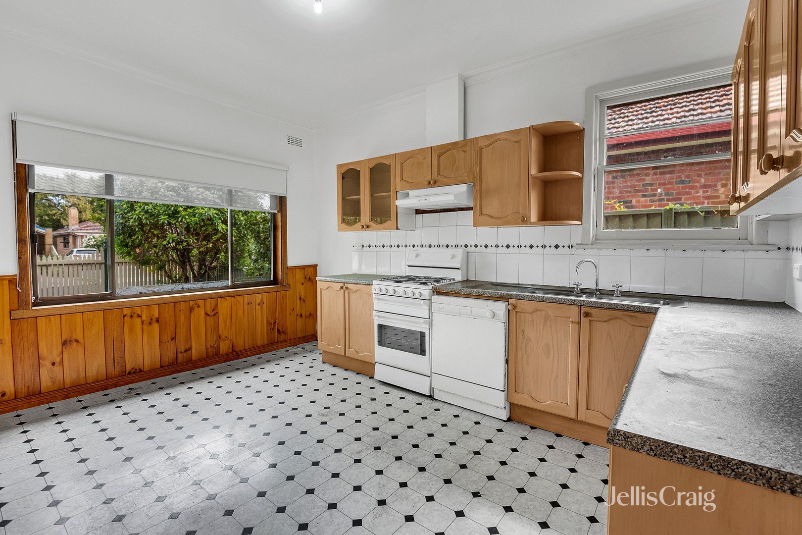 10 Macedon Street, Maribyrnong image 1