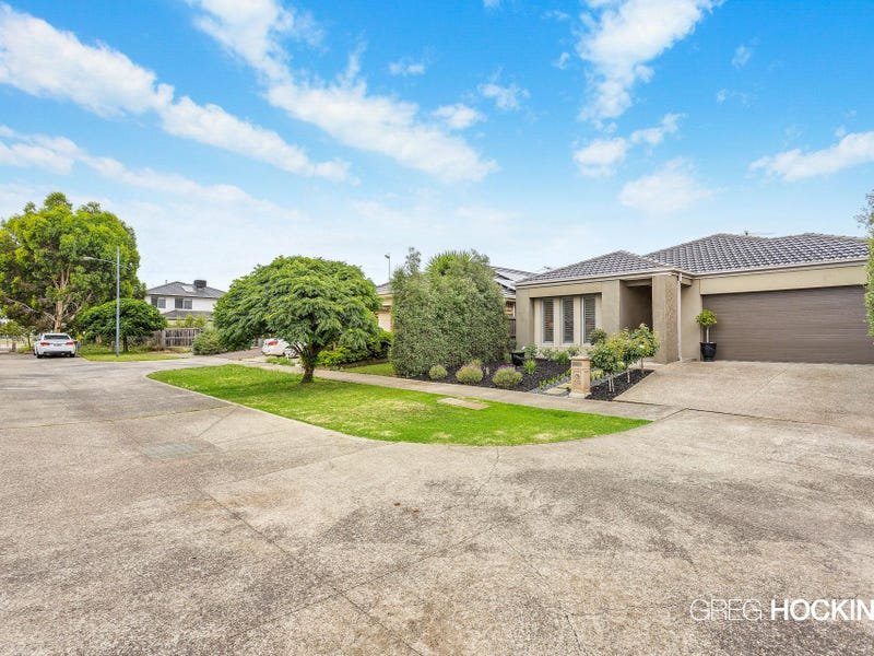 10 Manoora Terrace, Point Cook image 16