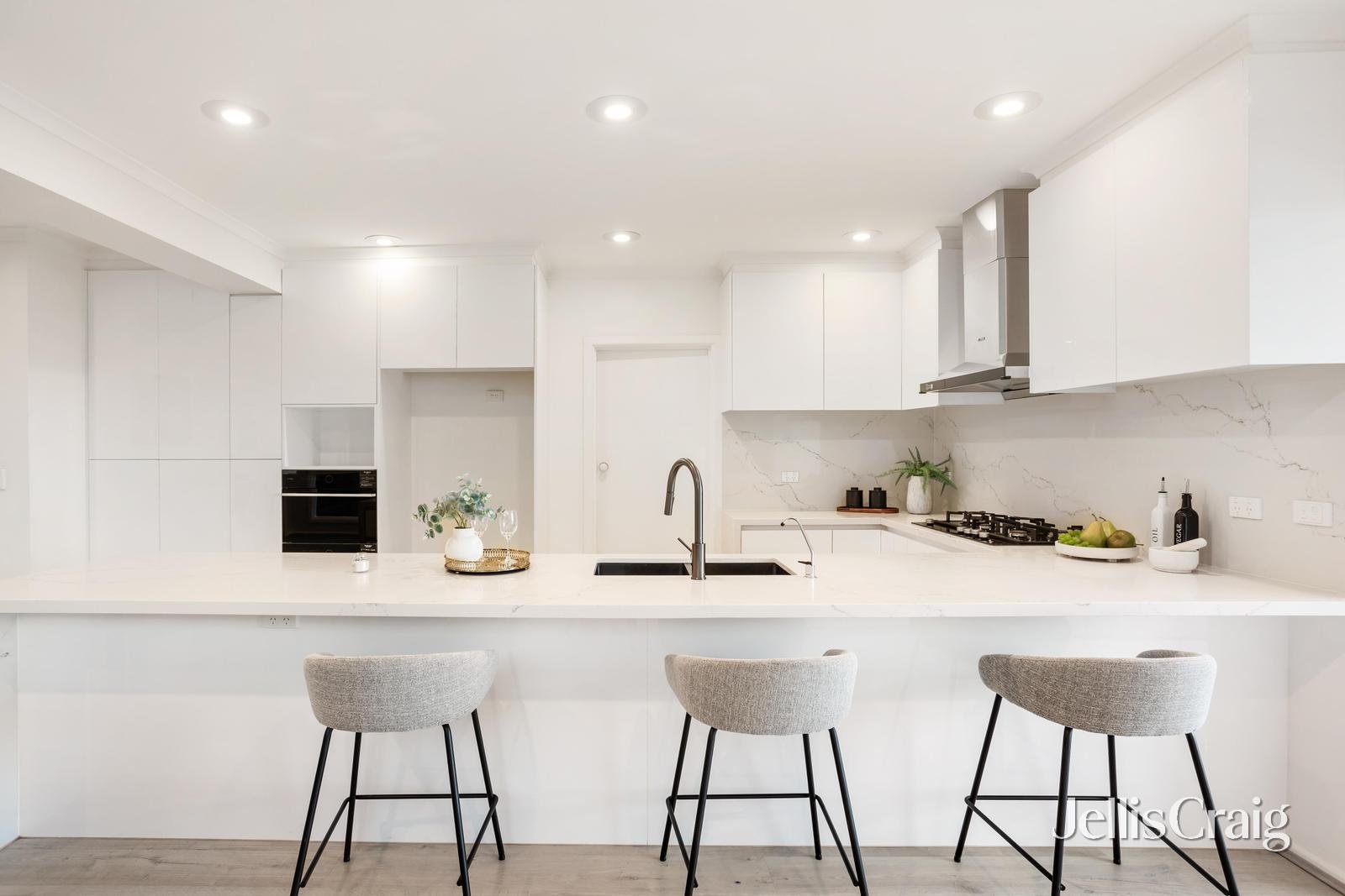 10 Maralee Place, Doncaster image 6
