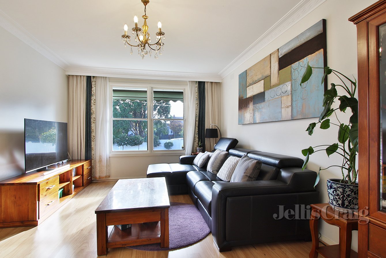 10 Maroo Street, Hughesdale image 2