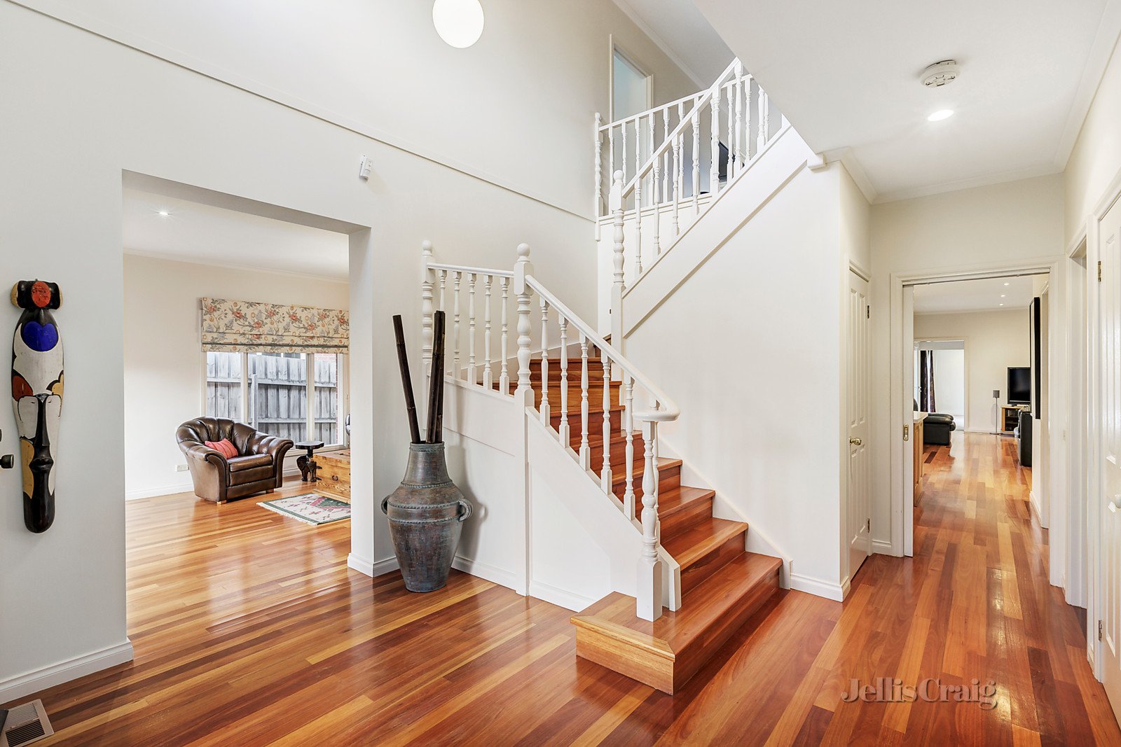10 Mayfield Avenue, Camberwell image 2
