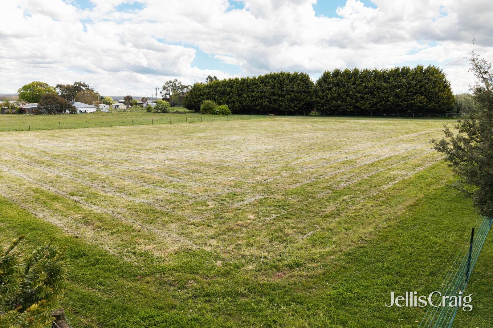 10 Mcmahons Road, Glenlyon image 5