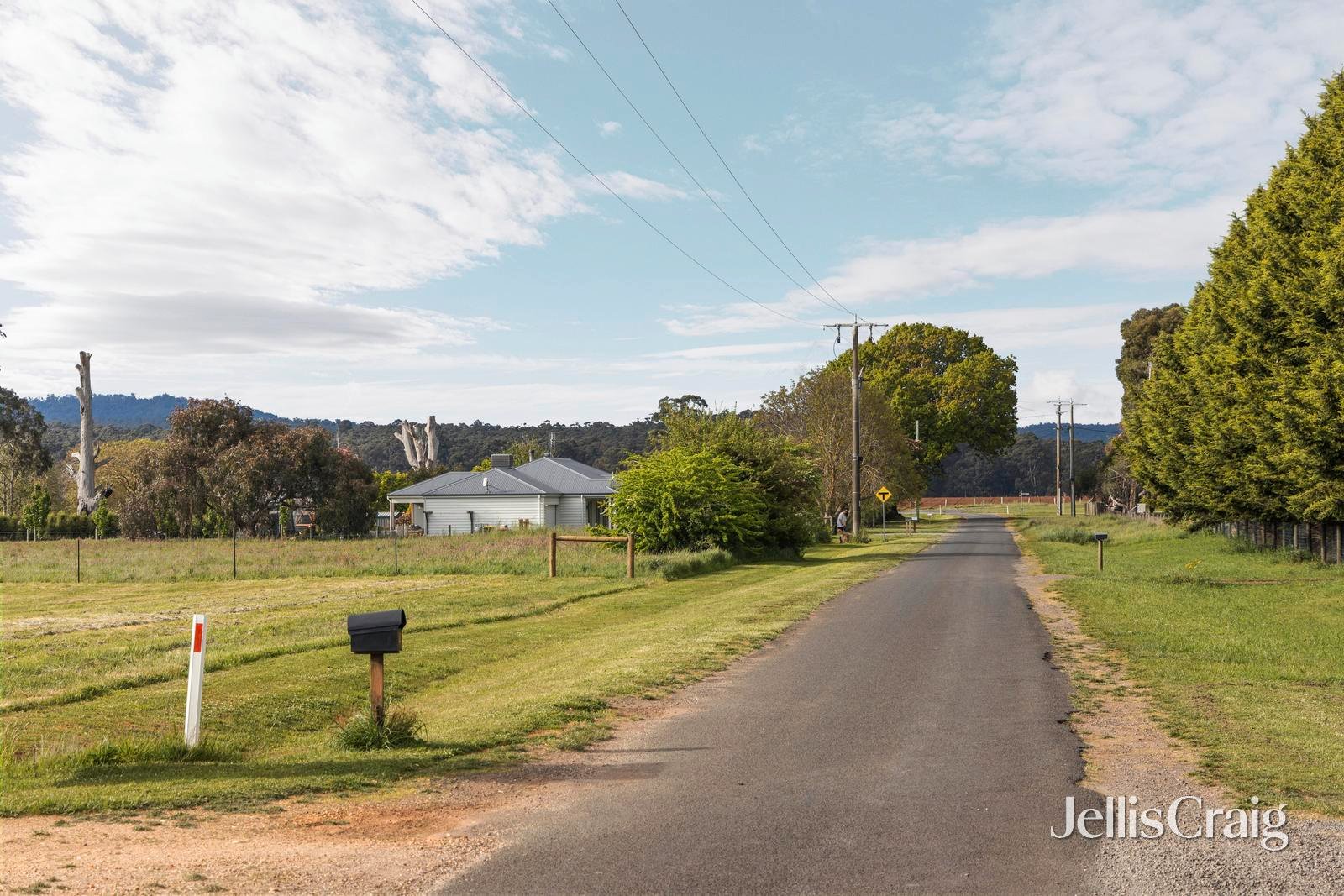 10 Mcmahons Road, Glenlyon image 10